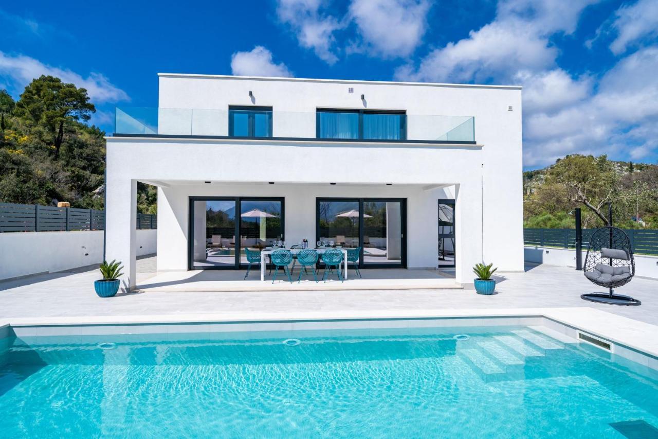 Villa Invigo - Brand New Private Pool Villa Mlini Buitenkant foto