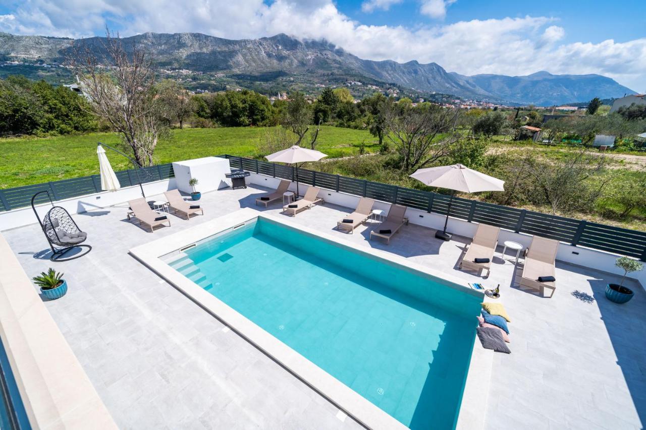 Villa Invigo - Brand New Private Pool Villa Mlini Buitenkant foto