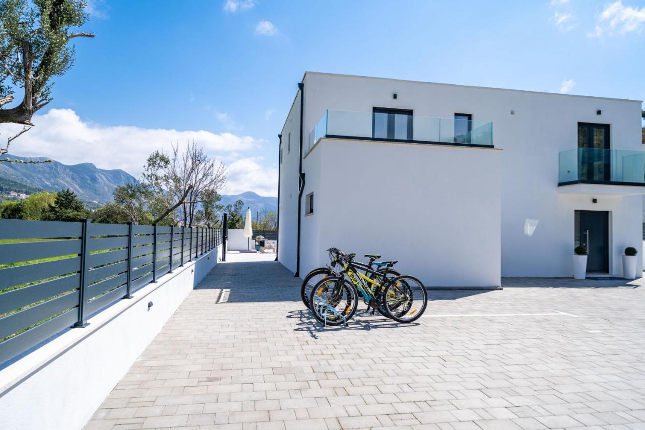 Villa Invigo - Brand New Private Pool Villa Mlini Buitenkant foto